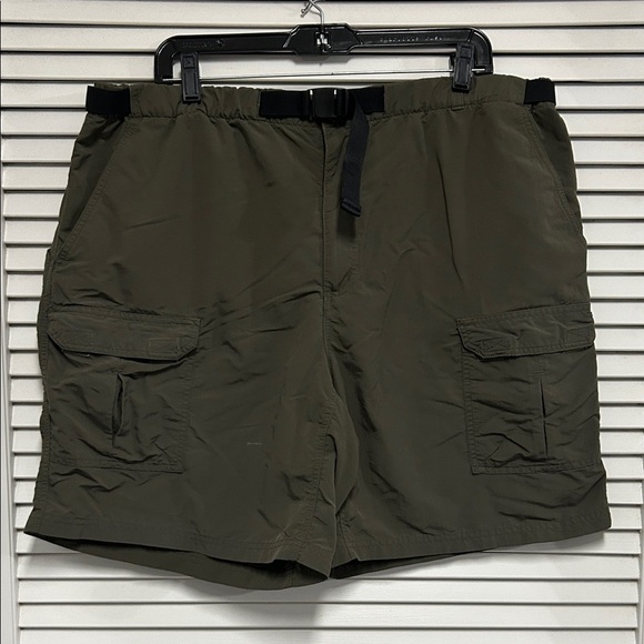 Royal Robbins Other - Royal Robbins Dark Green Cargo Shorts
